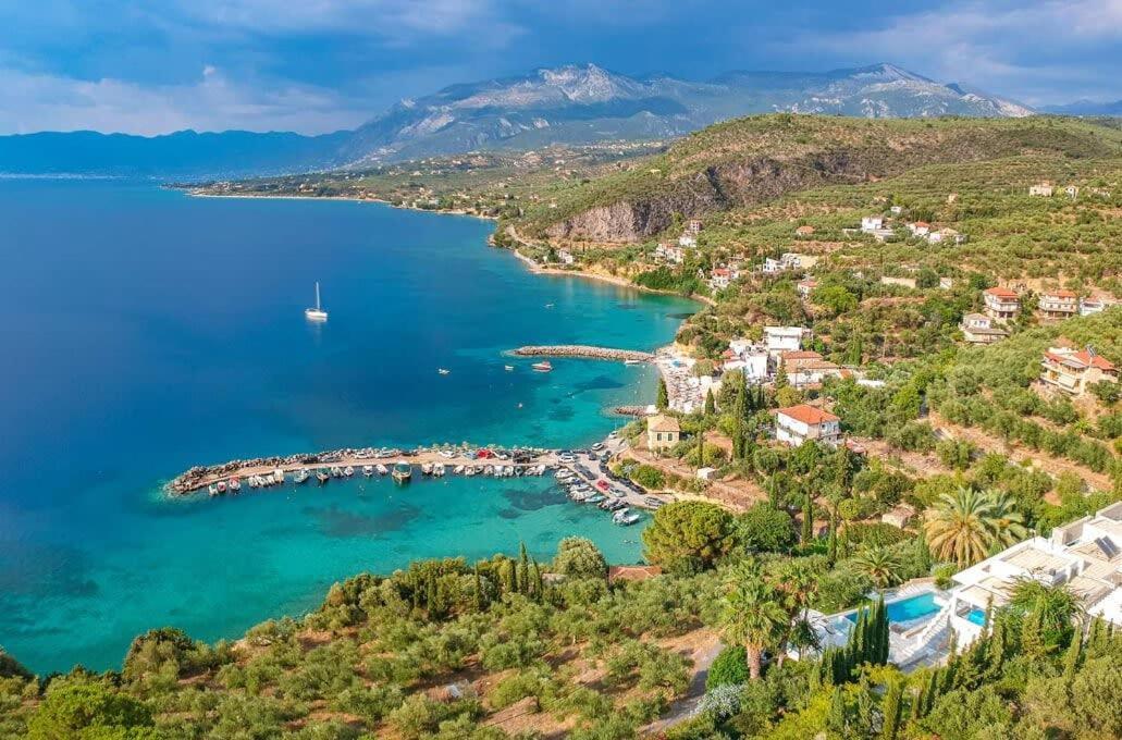 Kitries Summer Getaway - Eden Seaside Suite Kitriai Екстер'єр фото