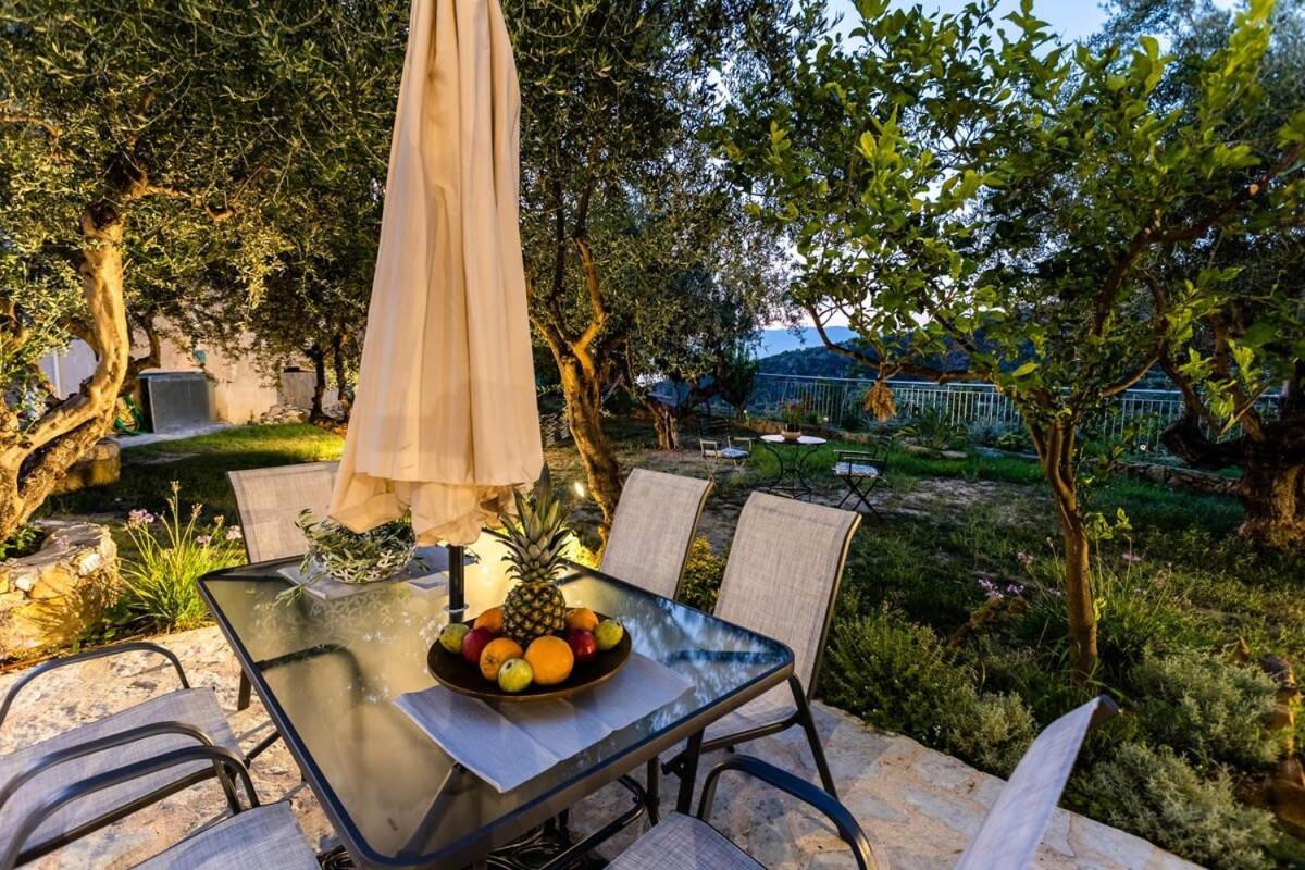 Kitries Summer Getaway - Eden Seaside Suite Kitriai Екстер'єр фото